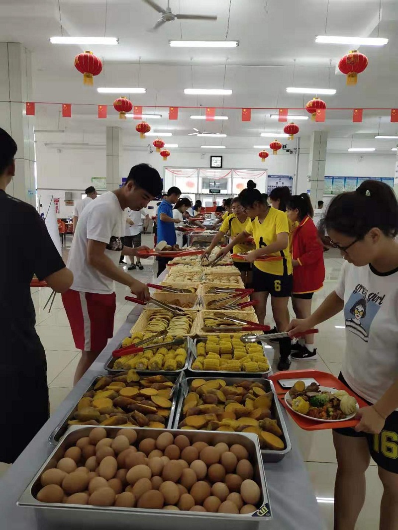 1564121484962039472.jpg 餐饮3.jpg